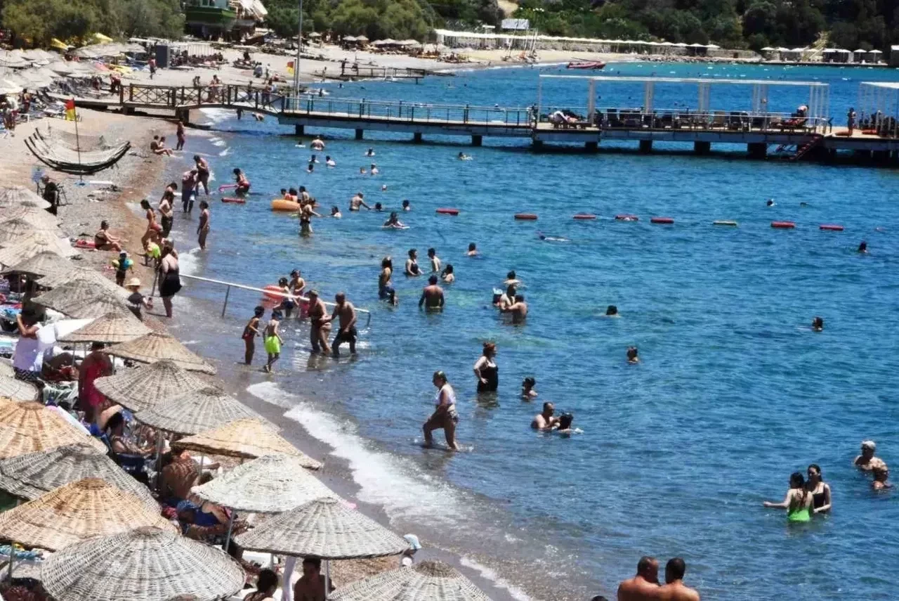 Bodrum’da salgın hastalık! İçeceklere konulan buzlar neden oldu iddiası